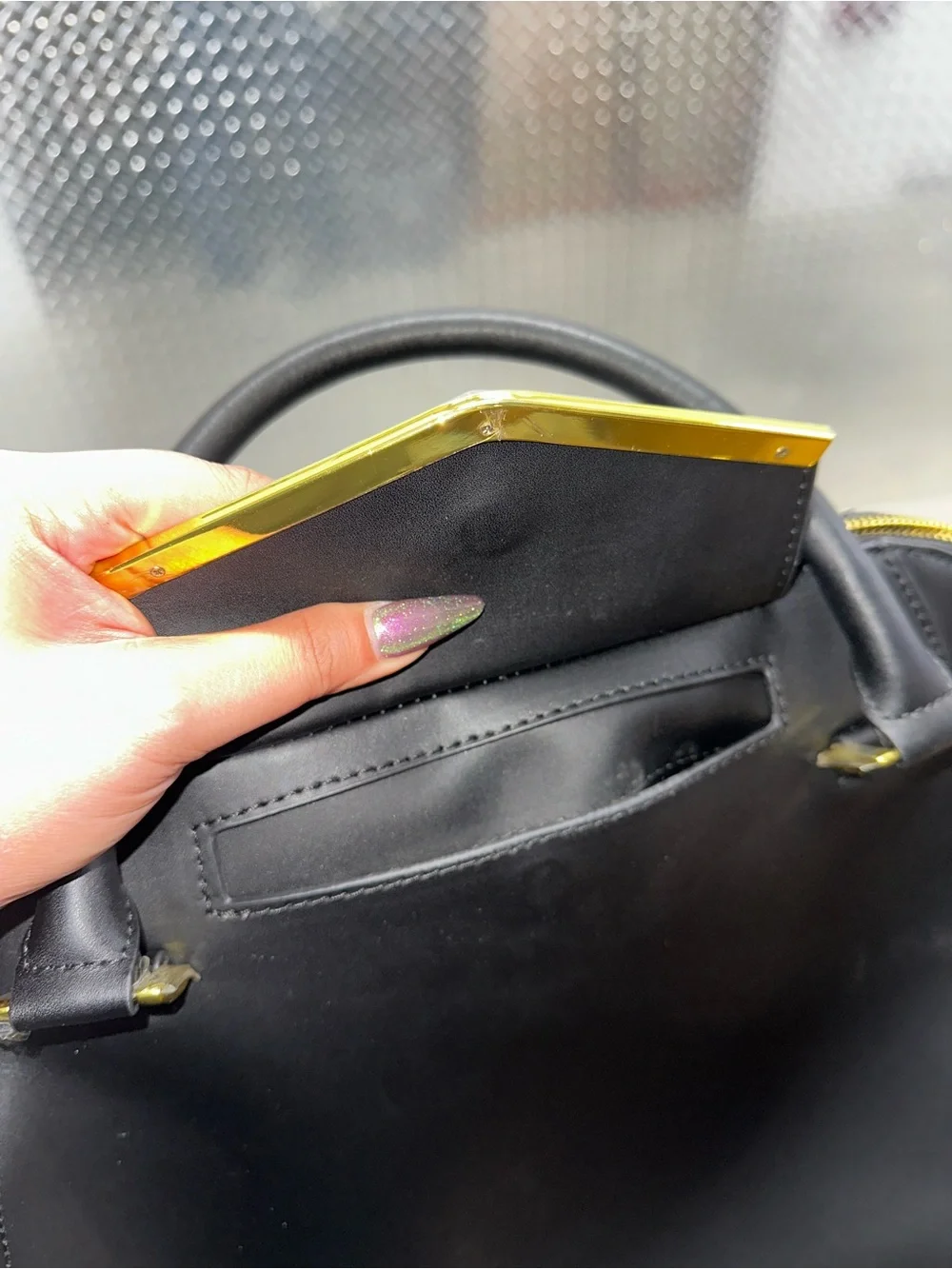 Joy & Iman structured black